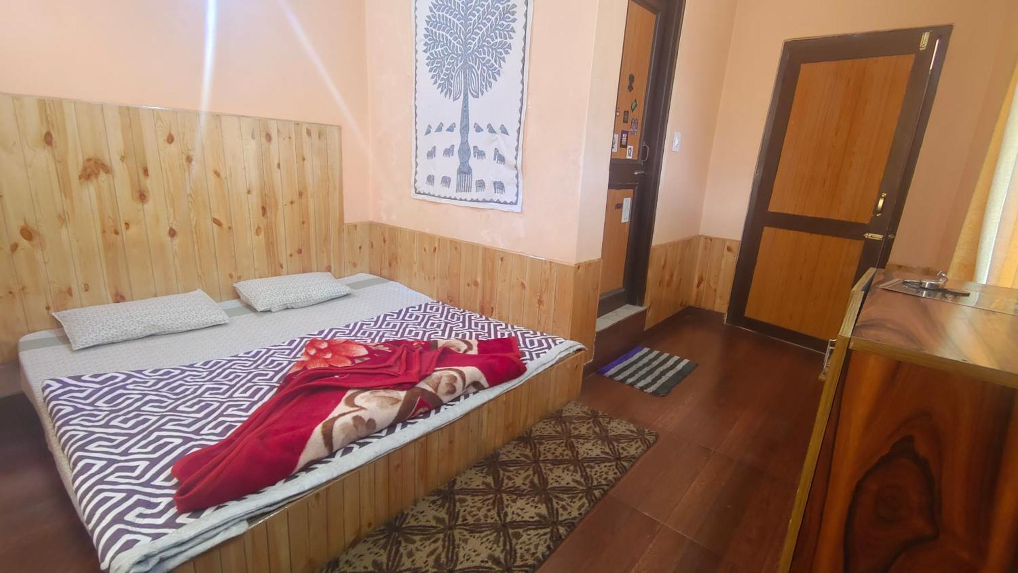 Trinity Homestay Касоль Экстерьер фото